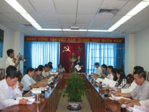 举行人力资源座谈会的计划