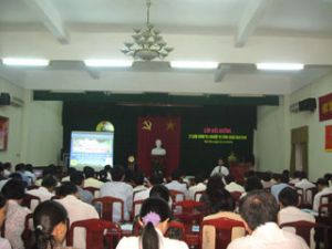 Fostering course on political theory and knowledge of labor union