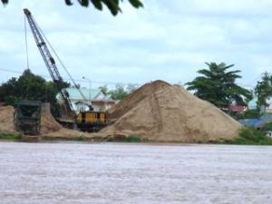 对未获得准许的抽吸沙活动加强检查工作