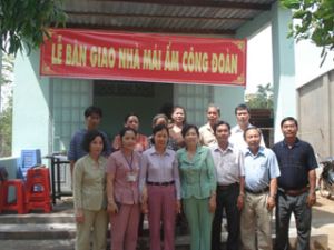 年头6个月建设171间温情屋