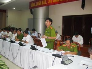 2011年交通安全秩序工作的小结会议：由交通事故导致的交通事故数量和受伤人数下降