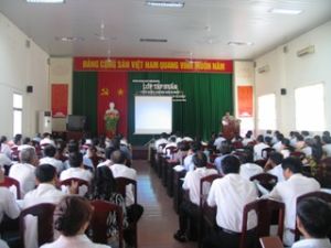 组织普遍农业的新政策训练活动。