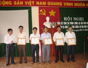 边和市： 2010年防洪工作总结暨2011年任务展开计划。