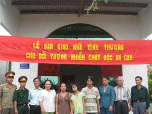 Houses of Compassion Handed over to Agent Orange Victims in Thong Nhat District