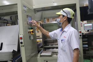 企業は生産回復のために「加速」します