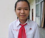 A girl fond of stories about Uncle Ho.