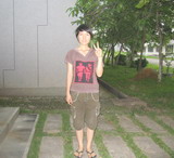 A girl bettered herself in the face of difficulty.