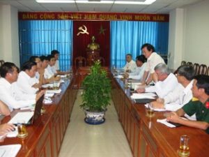 有关同奈省矿产和矿产活动的管理情况的存在问题。