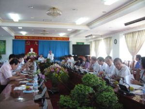 河内市市委工作团访问同奈省