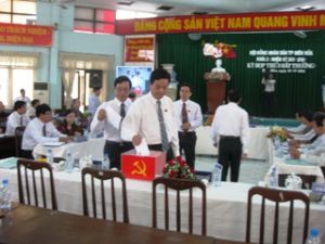 第十届边和市人民议会(任期2011-2016)第三次会议开会。 