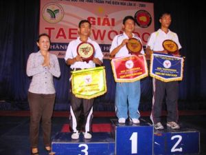 Quyet Thang Ward won the first team prize at Bien Hoa City Taekwondo Competition 2009