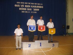 Dong Nai Karatedo Championship 2009 ended: Bien Hoa City’s delegation won the first prize