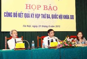 国会办公厅举行新闻发布会公布越南第十三届国会第三次会议的结果