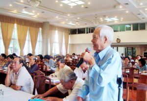 执行中央四议决：坚决处理弱点