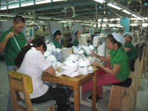 A series of photos on a direct dialogue with workers