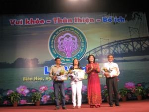 Dong Nai wins the first prize in the Cultural Family Festival 2010 of the south eastern provinces