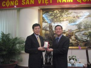 Thai Consul General paid a working visit to Dong Nai