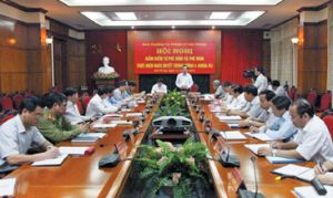 批评，严肃自我批评，不容情，逃避