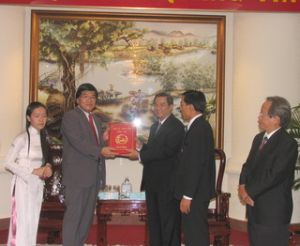Japanese ambassador extraordinary and plenipotentiary welcomed in Dongnai