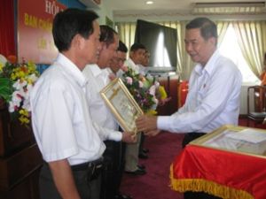 The 18th Congress of Dong Nai Provincial Party Executive Committee (Session VIII): all efforts are centered on targets set in the Resolution