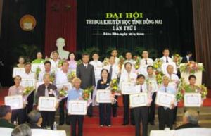 Dong Nai province’s 1st Study Promotion Congress: Study encouragement is based on people and is to promote the traditional fondness for learning among people.
