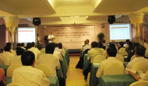 Public e-news page: setting up an electronic database