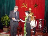 New Zealand Consul General Peter Healey visits Dong Nai