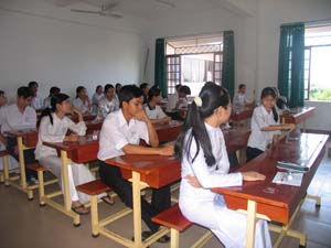 22,554 senior high school students in Dong Nai pass graduation exam.