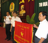 Conference on summing up the emulation movement of civil service employees