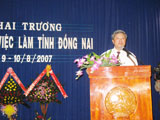 Dongnai Employment Exchange Floor: a new form of exchanging and finding jobs on the basis of information technology application