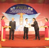 Summing up and Awarding “ the 8th Contest of Technology Creativity ”, “ the 7th Movement of Upholding Initiative, Creativity in Labour And Study ”, “ the 4th Contest Of Ward And Commune Leaders Good At Technological Appl...