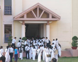 Over 30,500 students in Dongnai taking high school graduation exam 2008.