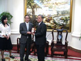 Gyeongnam provincial People Council 's delegation from South Korea pays a working visit to Dongnai.