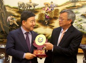 建设双岸的先进都市要有视野