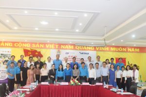 签署纪录纺织行业集体