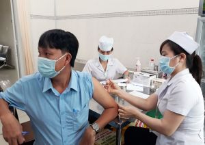 同奈省接受21千疫苗预防新冠状病毒