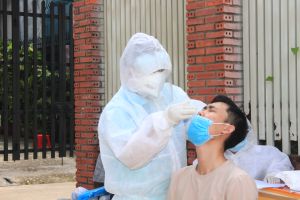 4个地方试点在家隔离F1