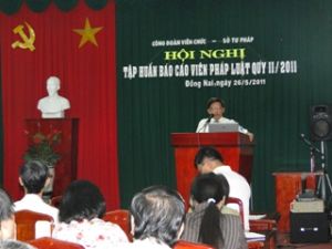 More Than 100 Grassroots Trade Union Officers Attends the Law Training Class for the Third Quarter of 2011