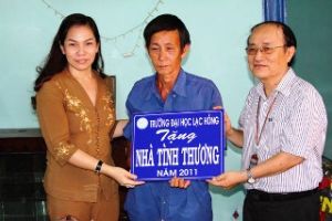 Houses of Compassion for Poor Households in Buu Long Ward