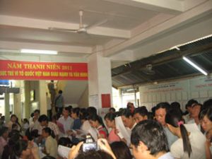 Nearly 2,000 Job Seekers Attend the 37th Employment Exchange