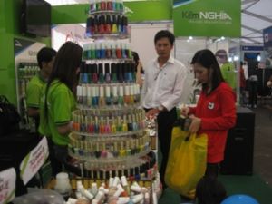 Total Retail of Commodities and Services in Oct. Estimated to Hit VND6,500 Bil