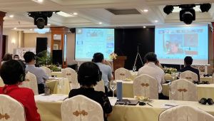 培训遵守来源和传输出口至美国市场货品会议