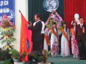 University of Dong Nai Receives First Class Labor Medal