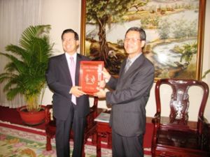 Dong Nai Leadership Meet with Korean Consul General