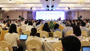 Actively resolve enterprises’ difficulties