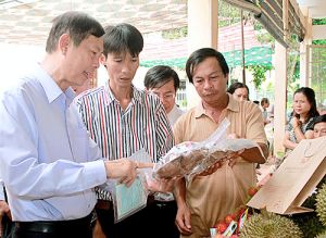 Trade promotion activities: support businesses farmers