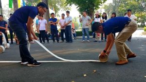 Training on fire prevention and fighting for civil servants and public employees working in the state office block.
