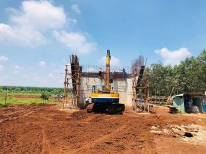 Applying a specific mechanism in granting permits to exploit minerals as common building materials for expressway construction projects