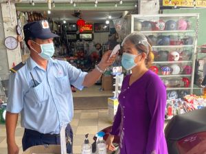 Registering for vaccination for goods suppliers at markets and selling stalls of essential goods