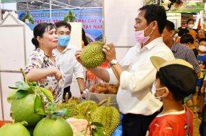 Create momentum for eco-tourism and stimulate demand for agricultural products